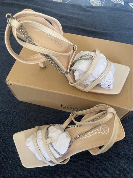 Open Toe Boohoo Heels