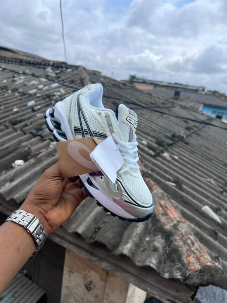 Chaussures de course légères