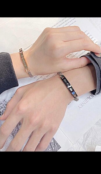 Bracelet