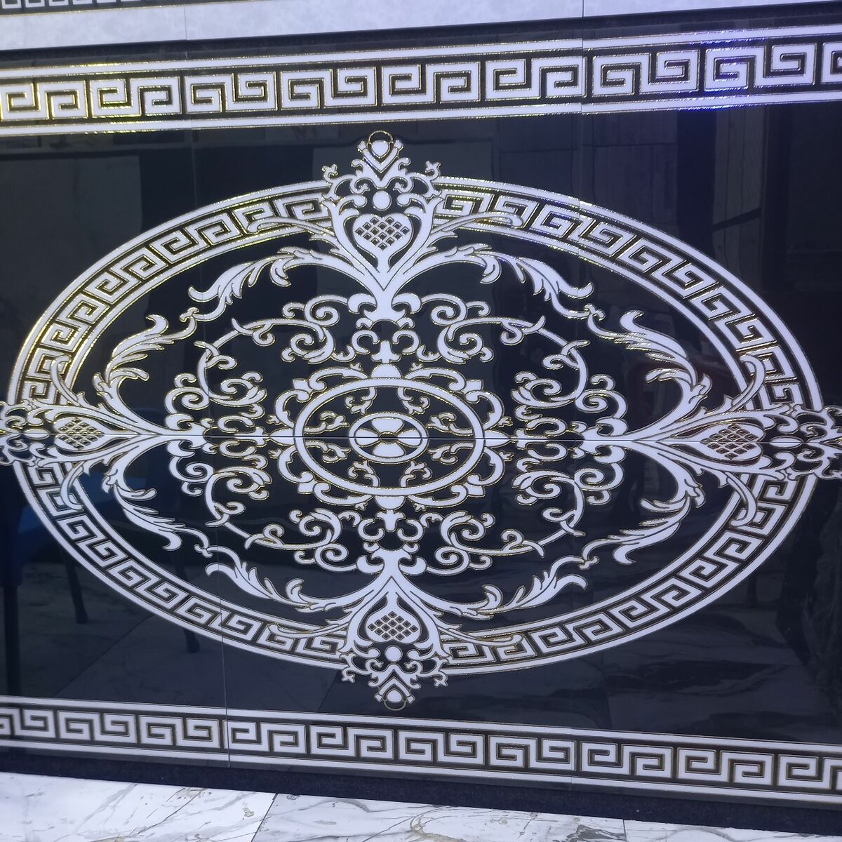 Polished decor tiles