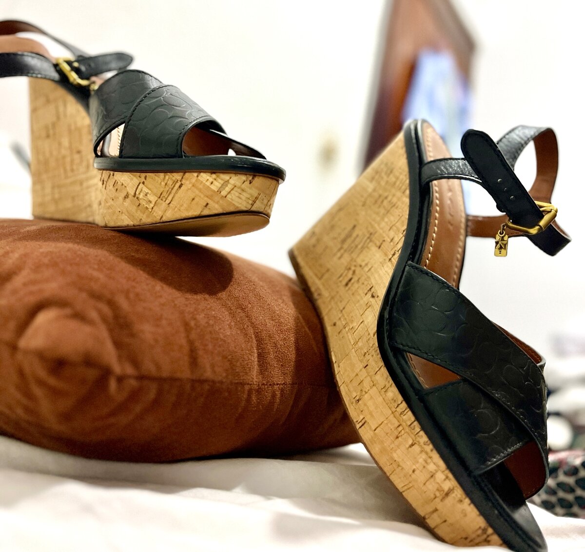 Sandales compensées "Coach"