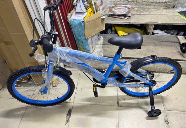 Vélo enfant avec stabilisateurs