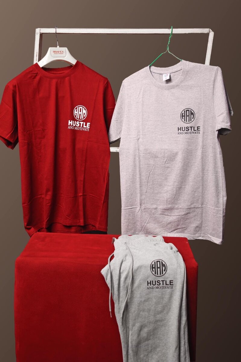 Hustle and Motivate t-shirts k140