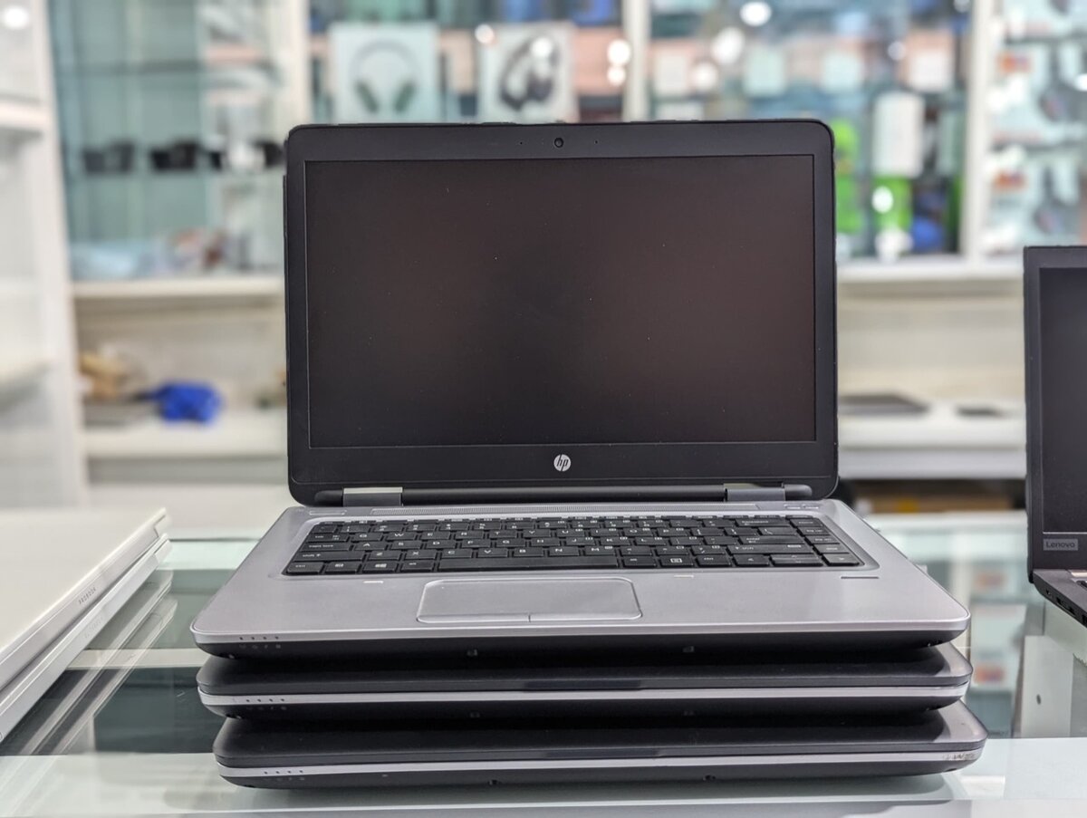 HP LAPTOP