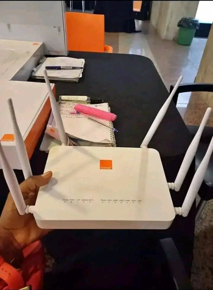 Router WiFi Haut Débit 8 Antennes