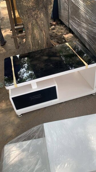 Table TV moderne avec tiroir