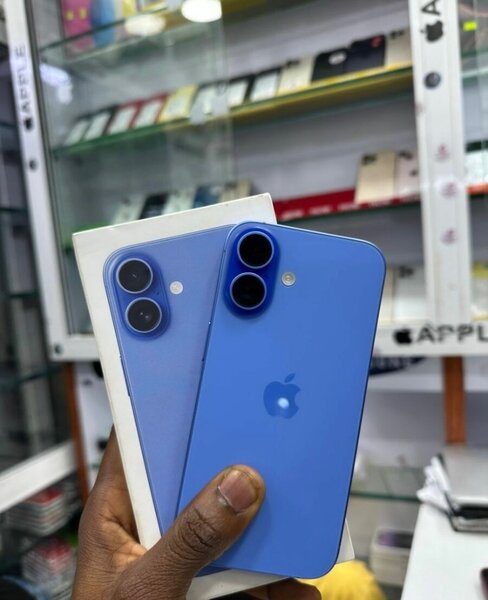 iPhone 16