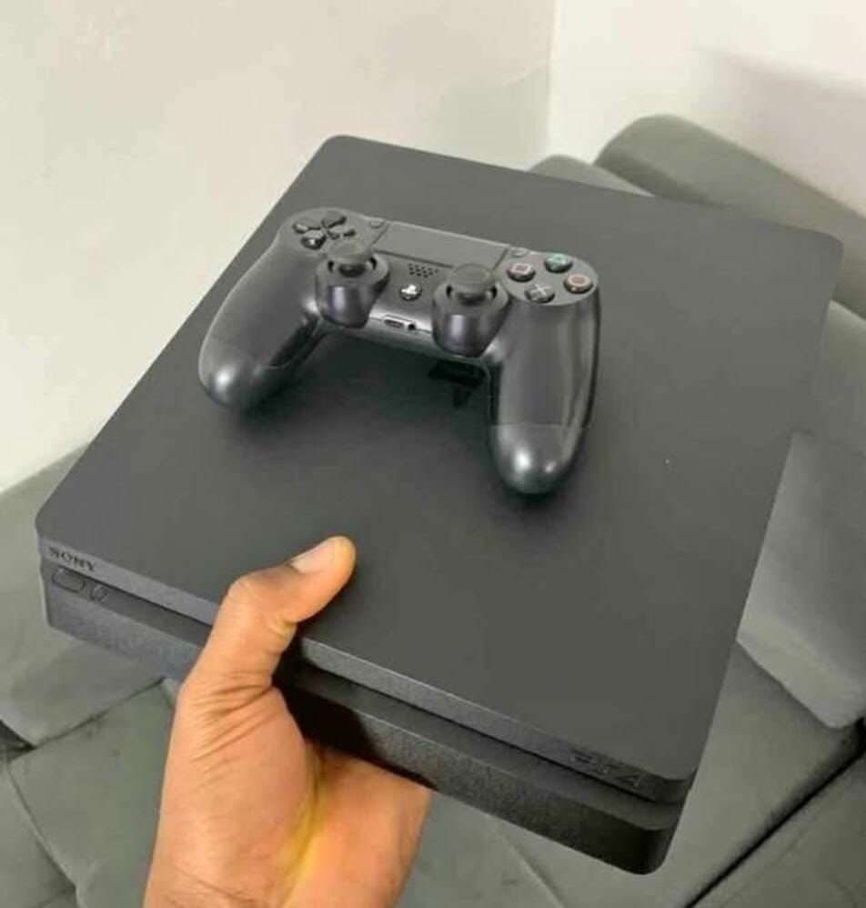Console de jeu Sony PS4