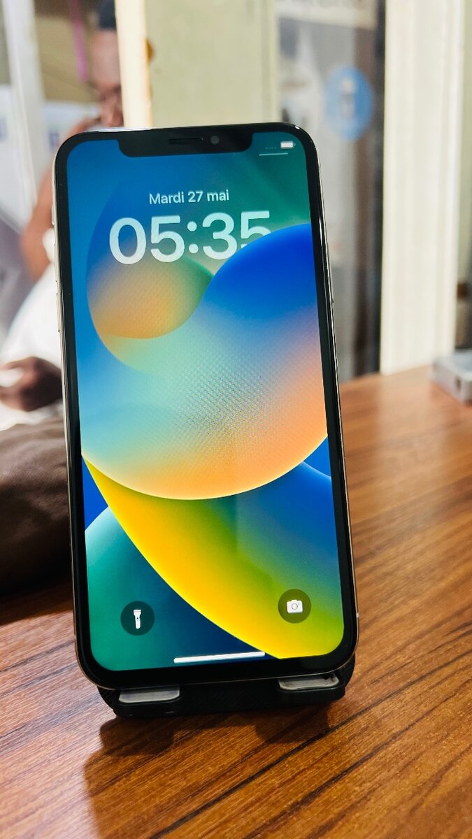iPhone X 64giga avec ID
