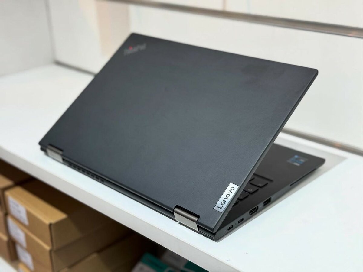 LENOVO X13 YOGA  X360  Core i5
