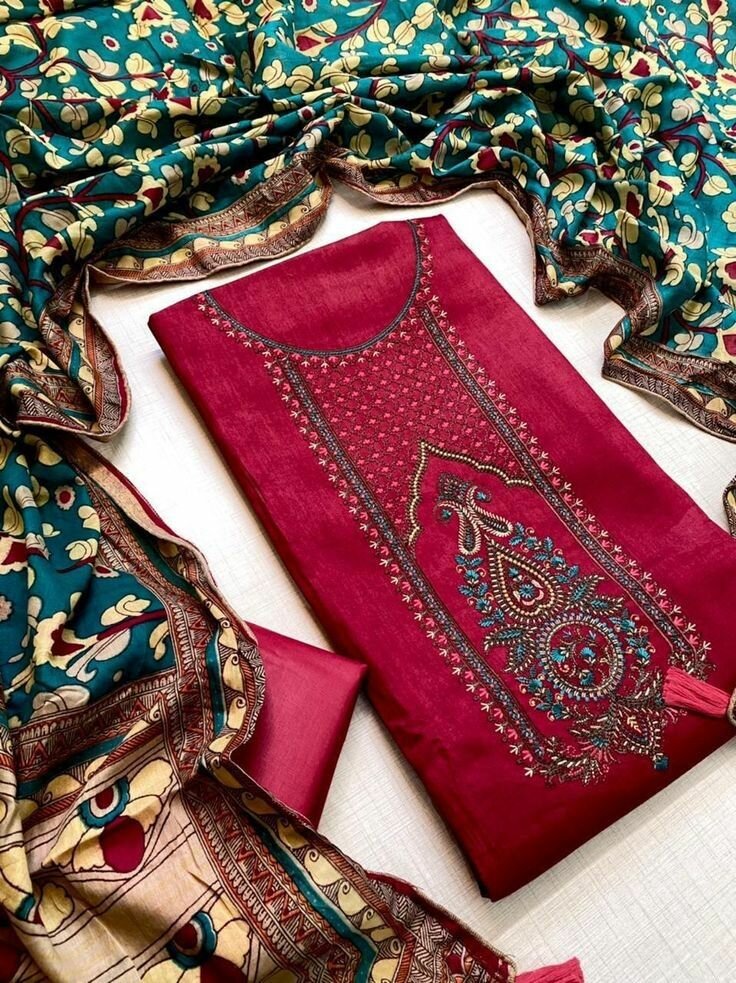 Dhanak 3 PEACE suit