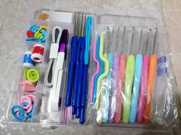 Ensemble de crochets à tricoter