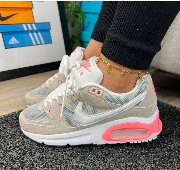 NIKE AIRMAX