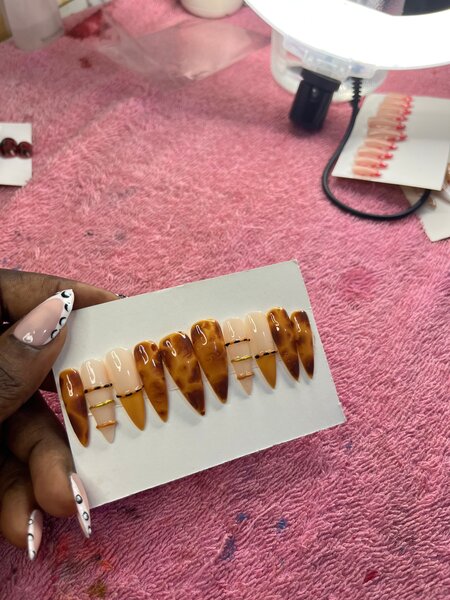 Ongles Press-On Chic et Élégants