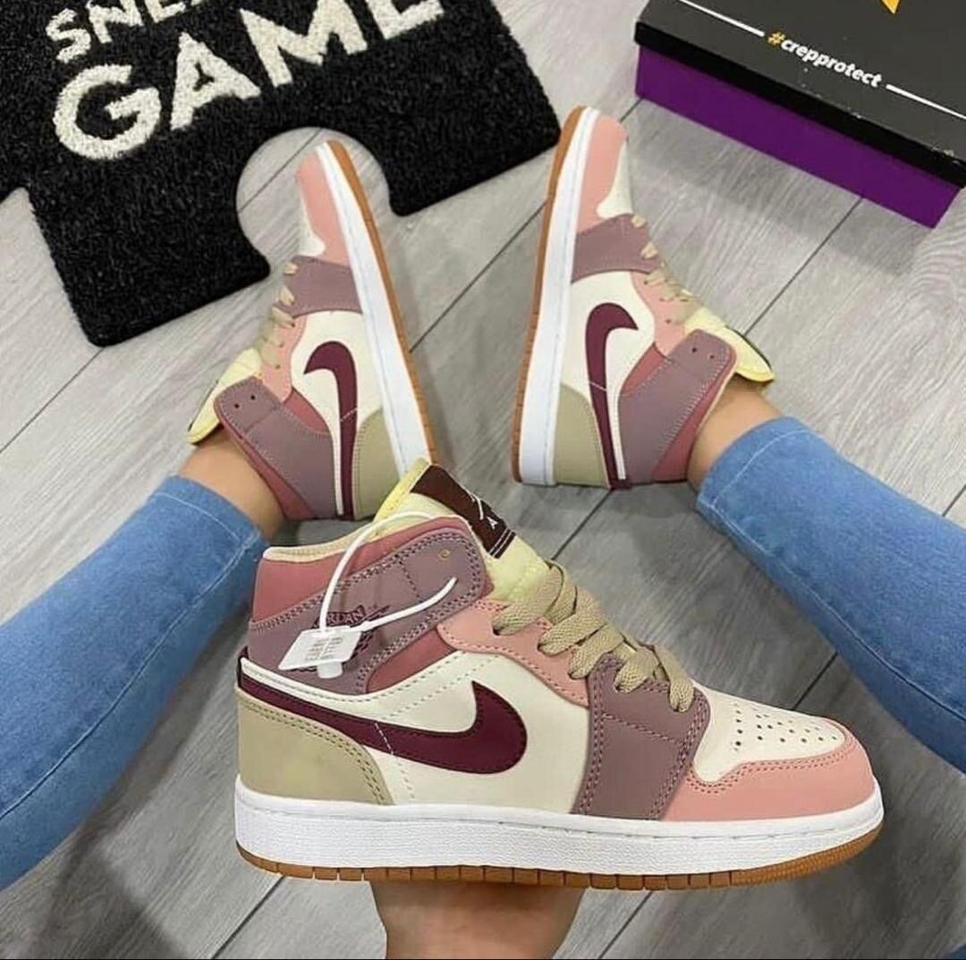 Nike Air Jordan 1
