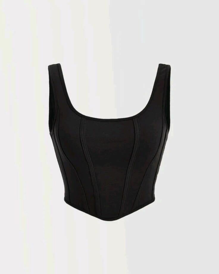 Haut court noir moderne