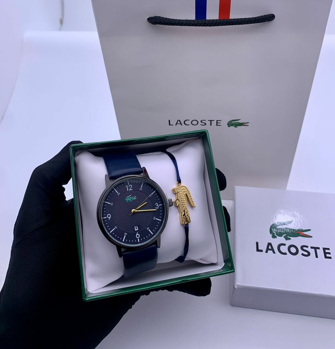 Montre Lacoste avec bracelet