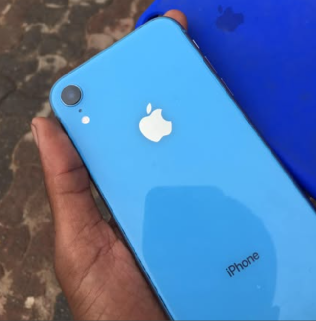iPhone XR
