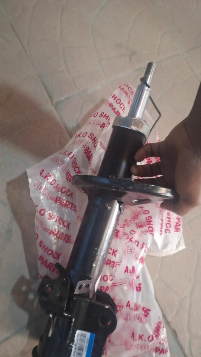 Shock absorbers E100