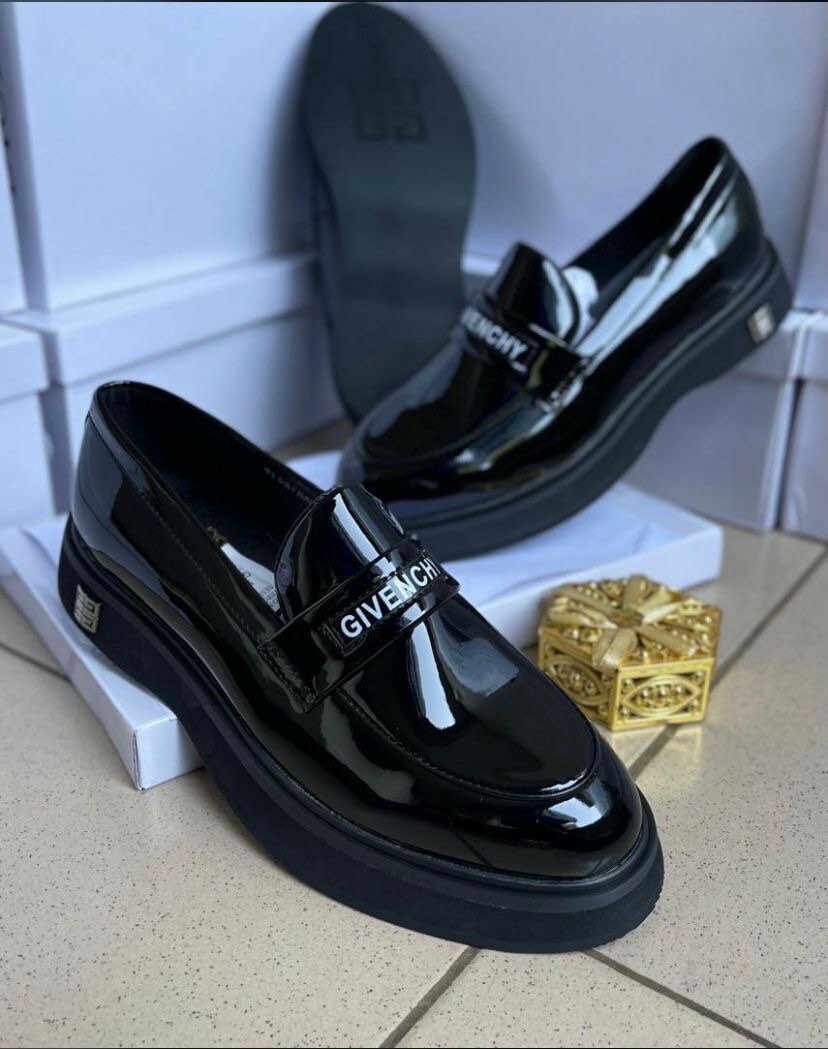 Chaussures hautes qualité super matière