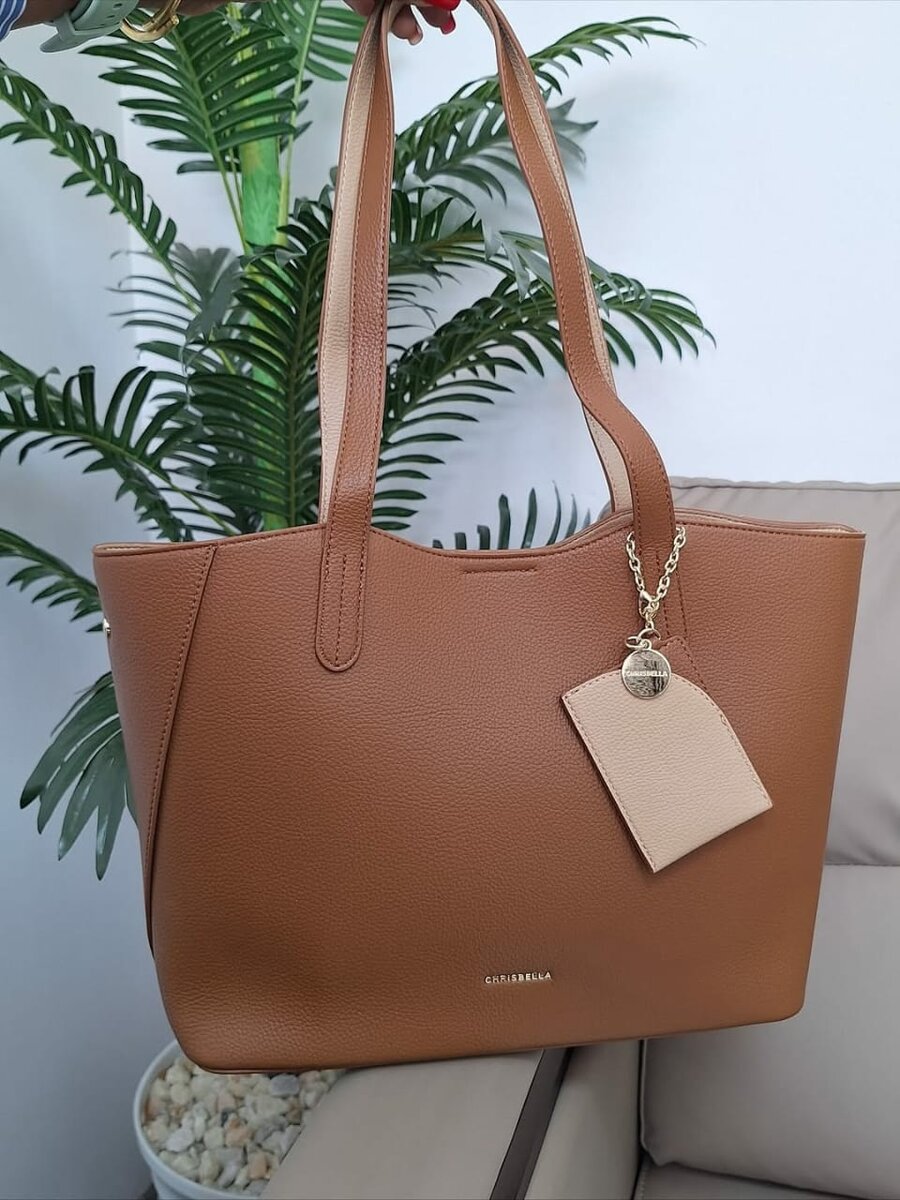 Sac à main en cuir chic