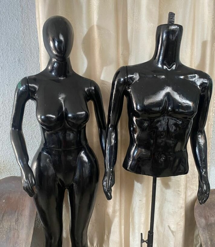 Mannequin Femme Doré ou Noir
