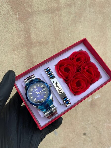 Montre, bracelet personnalisés