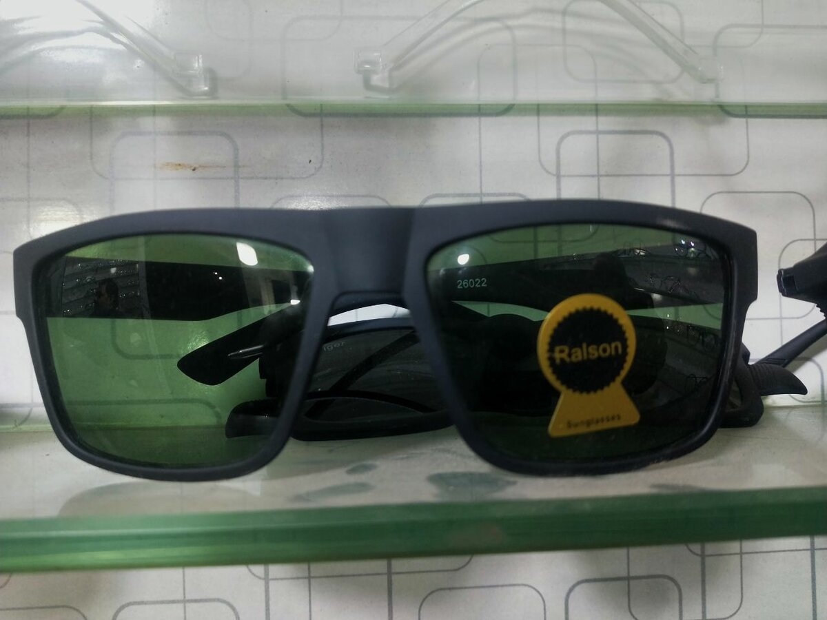 Sun glasses