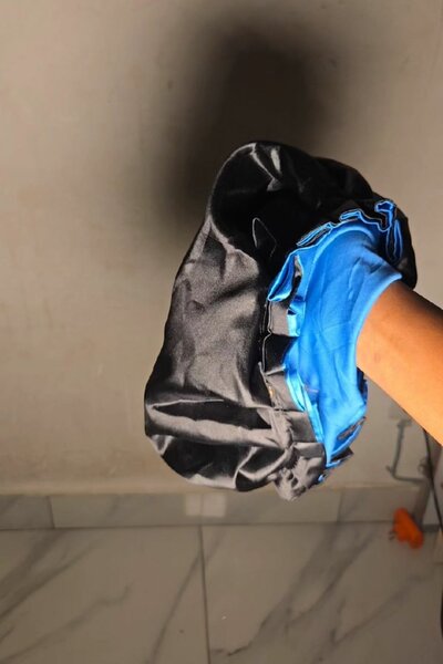 Bonnet réversible en satin