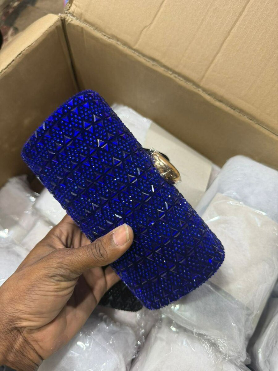 Pochettes de soirée élégantes