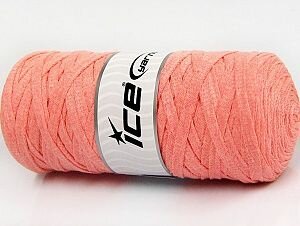 Fil de tricot rose vif