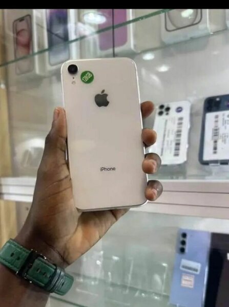 iPhone XR 64GB Blanc