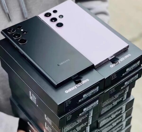 Samsung Galaxy S23 Ultra Smartphone