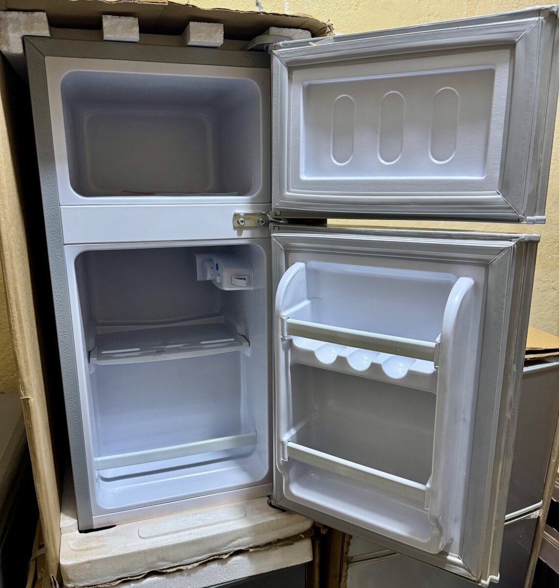 RÉFRIGÉRATEUR NASCO