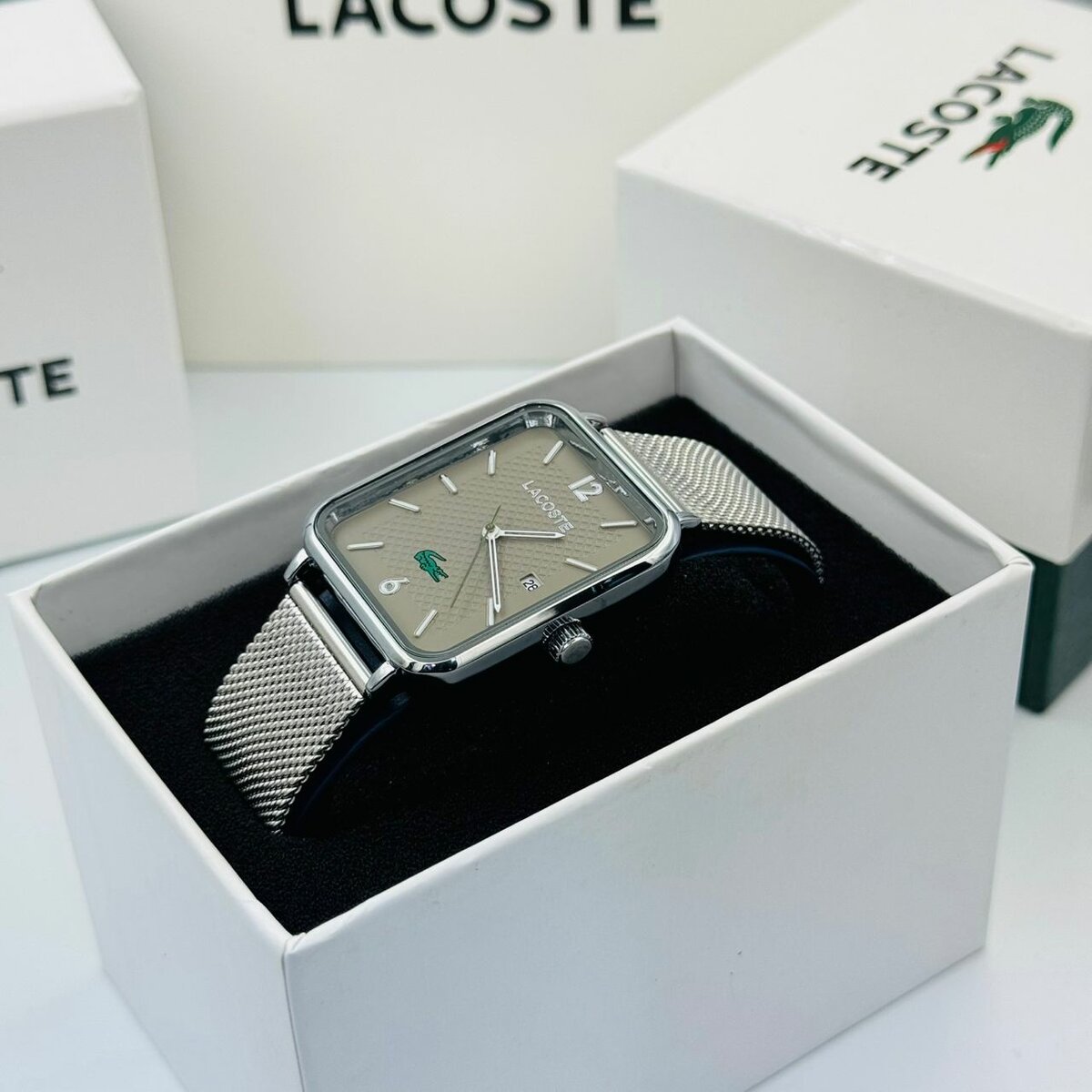Montre Carrée Lacoste Homme