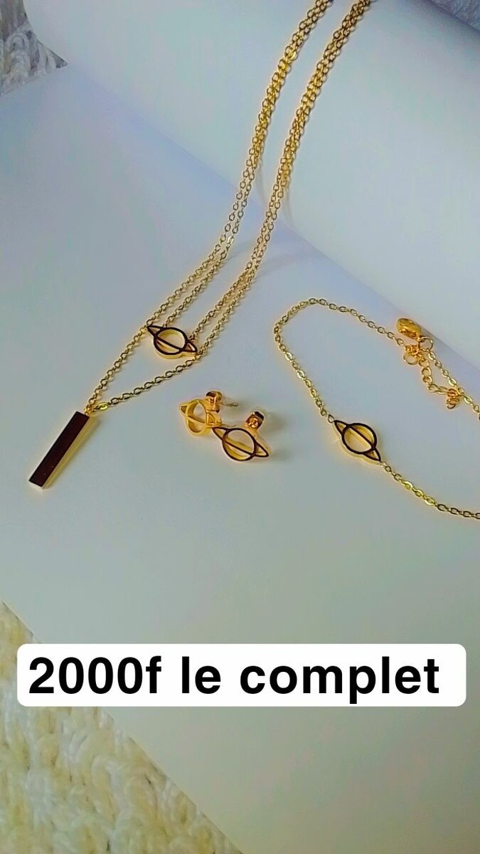 Parure Collier et Boucles Dorées