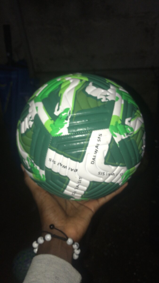 Ballon de Football Résistant