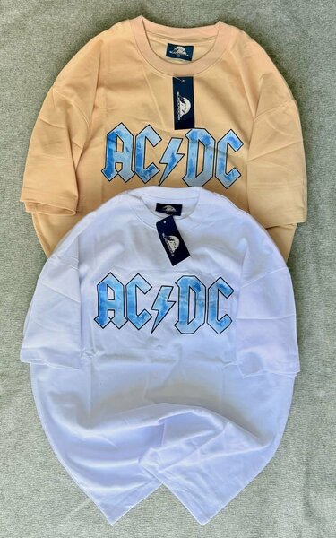 Tee-shirts