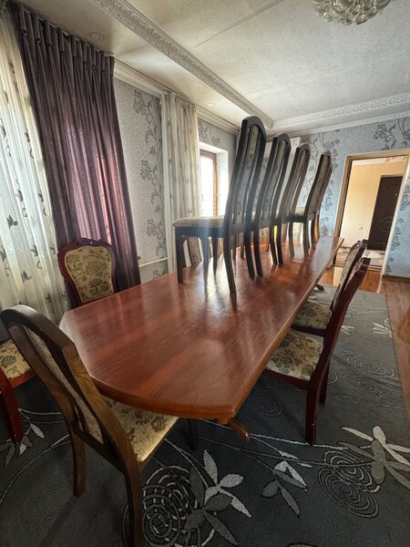 Большой Стол со стульями