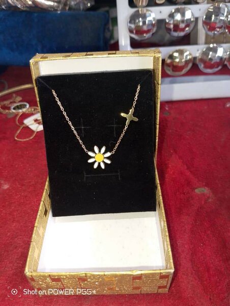 Chaine avec pendentif