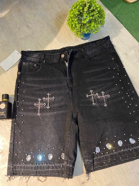 Shorts noirs décorés unisexes