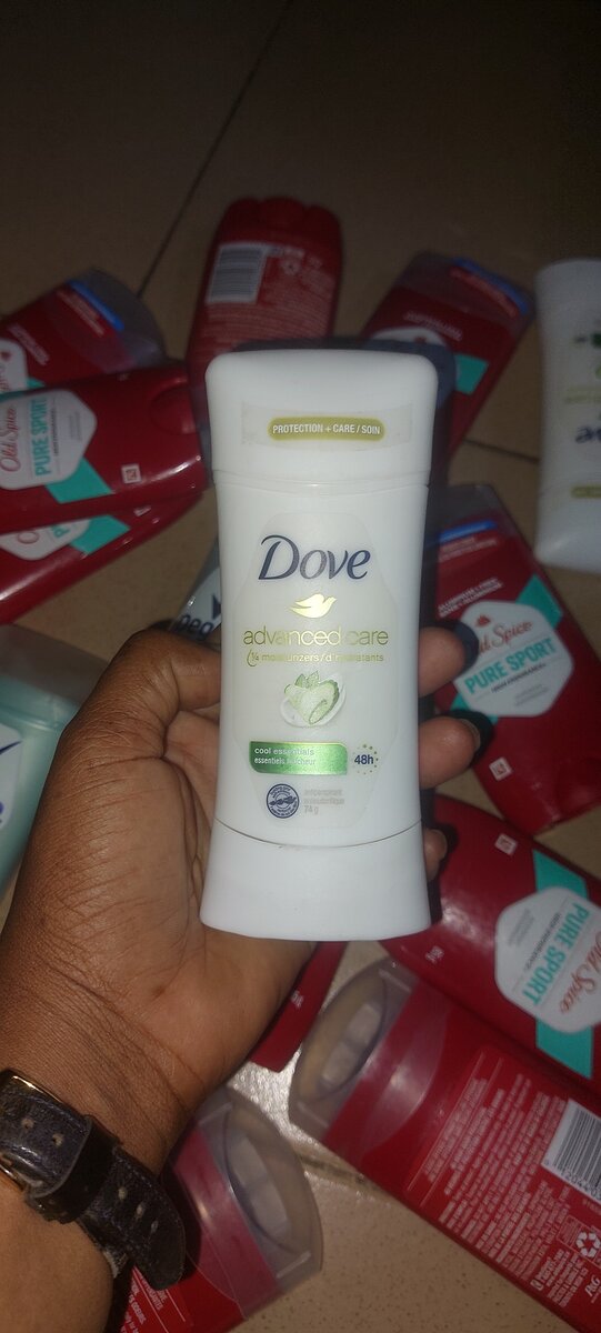 Déodorants Degree et Dove