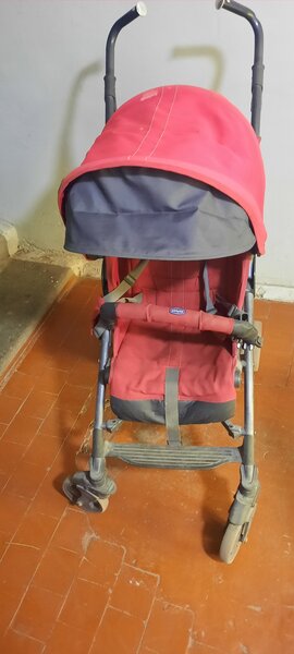 Б/у коляска от фирмы Чико