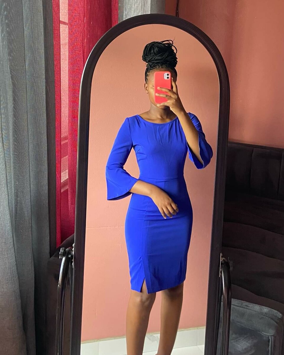 Dress Size S (UK 8/10)