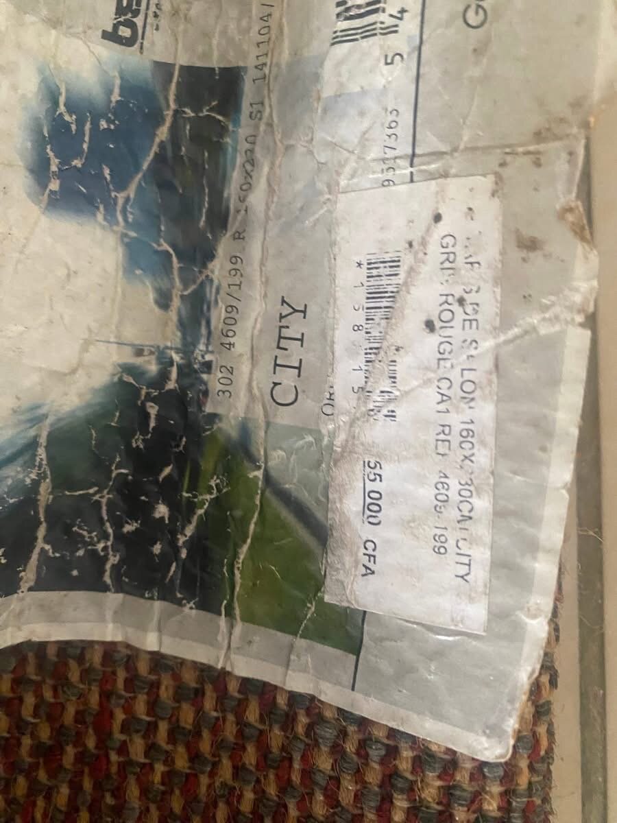 Tapis moderne gris et rouge