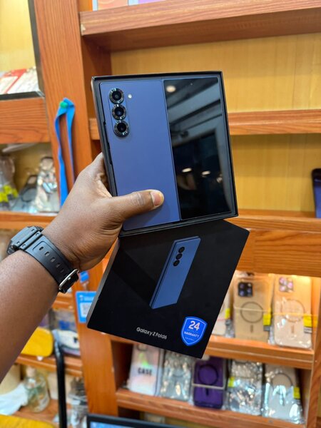 Samsung Galaxy Z Fold 6