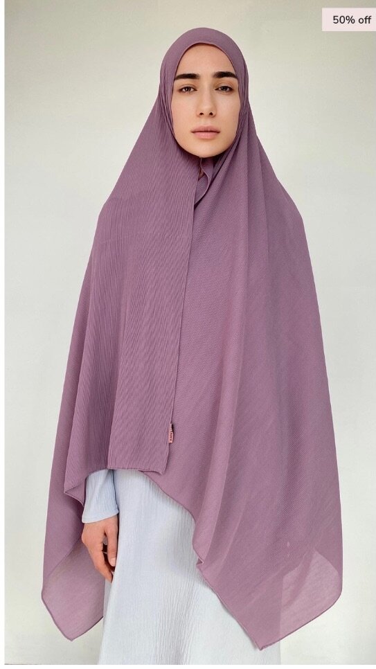Hijab plisse violet d’évêque