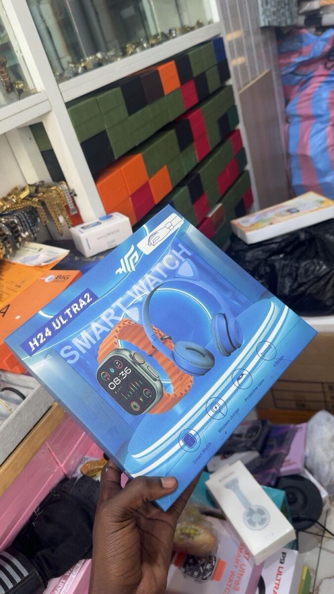 Smartwatch avec écouteurs intégrés