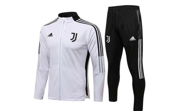 Ensemble de survêtement sportif