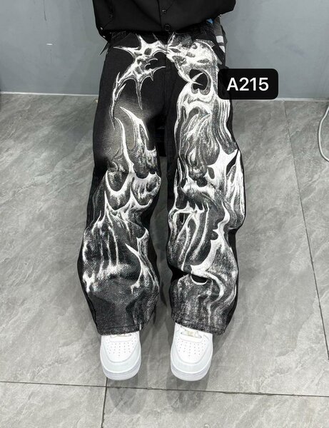 Jeans style graffiti